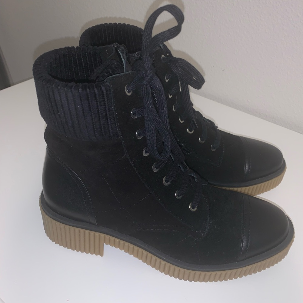 Vaneli Mage Black Suede Leather Lace/Zip Up Boots - 9